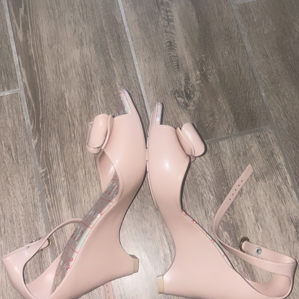 Melissa Wedges - Picture 5 of 6